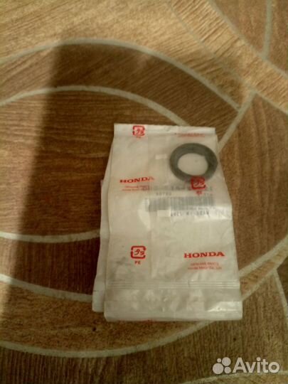 Сальники свечных колодцев