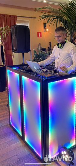 Диджей, Dj