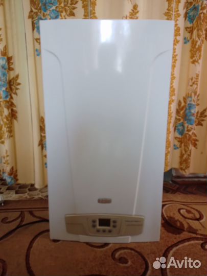 Настенный двухконтурный газовый котел