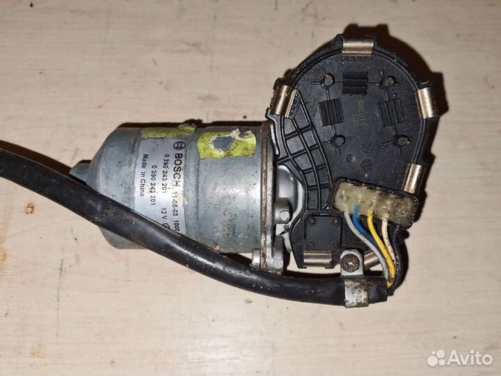 Мотор дворников Ваз 2110-2111-2112 передний Bosch