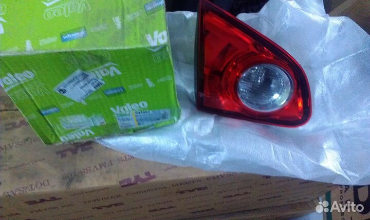 Nissan Qashqai (J10E) 2007 - 2013 фонарь в крышку