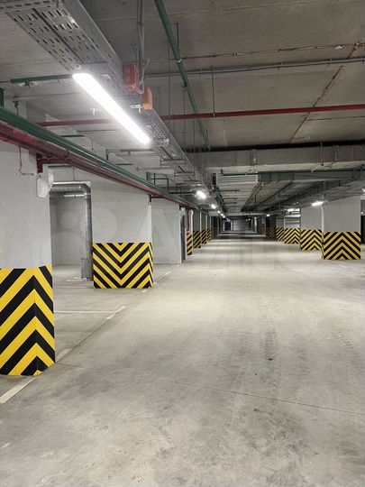 Машиноместо, 14 м²