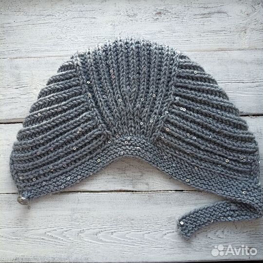 Вязаная шапка/чепчик
