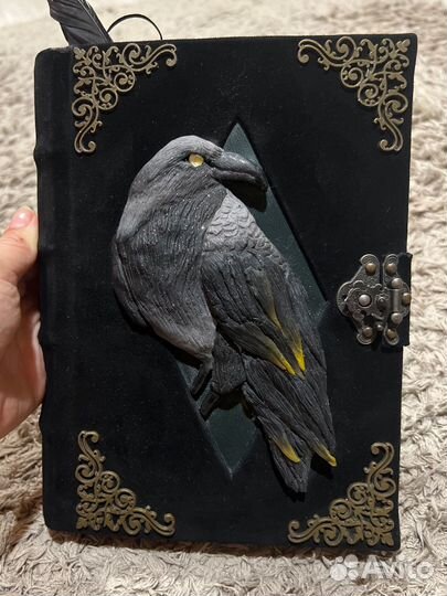 Блокнот ручной работы с вороном