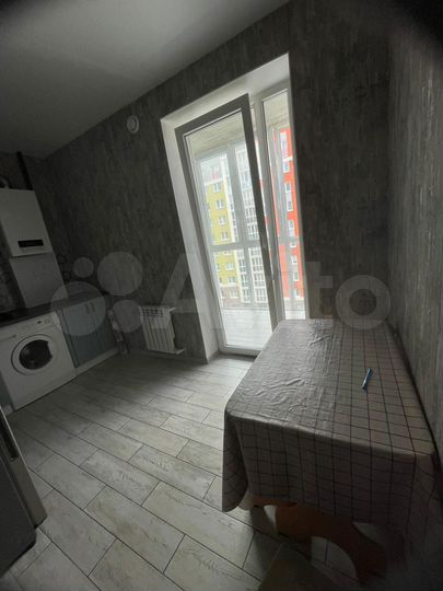 1-к. квартира, 38 м², 6/10 эт.