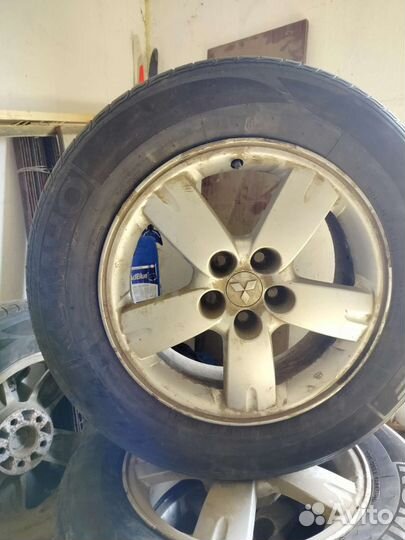 Kumho Sense KR26 225/65 R17