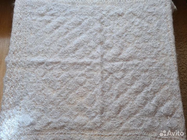 Платок из козьего пуха