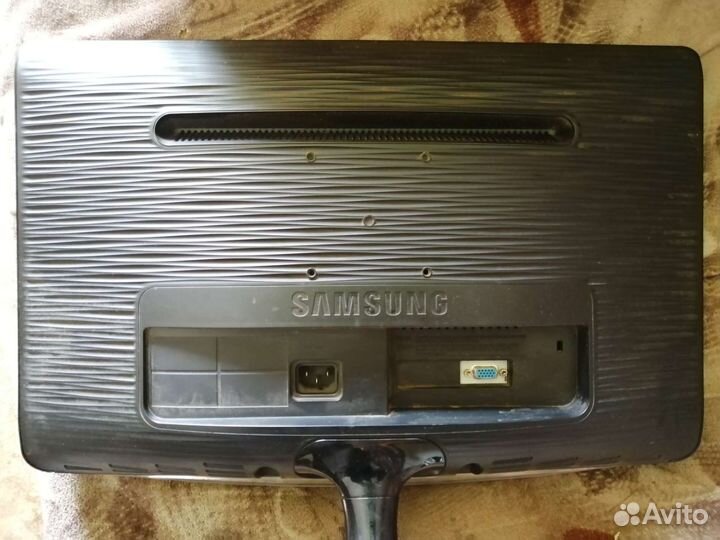 Монитор Samsung B2030