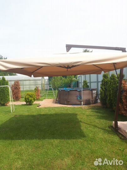 Зонт на боковой опоре 4х102