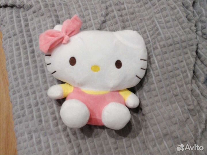 Игрушка Hello Kitty