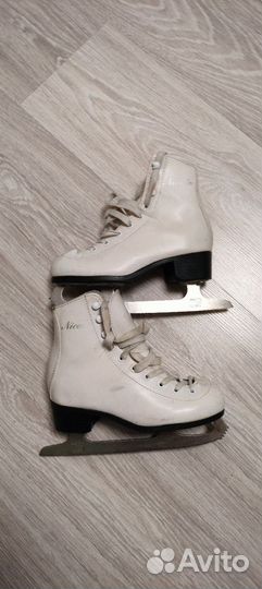 Коньки фигурные детские 33 размер