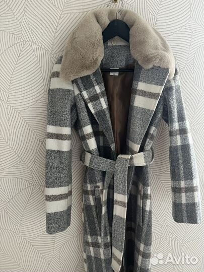 Пальто Rinascimento XS