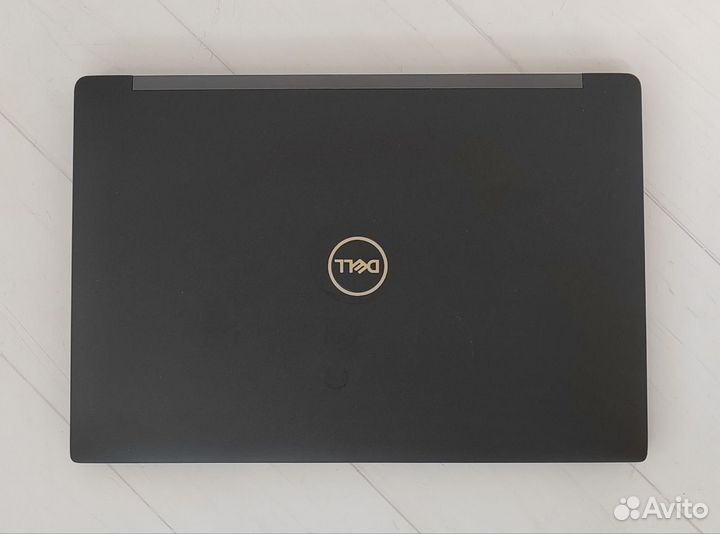 Мощный ноутбук Dell 7390 Core i5-8350U 8/256SSD