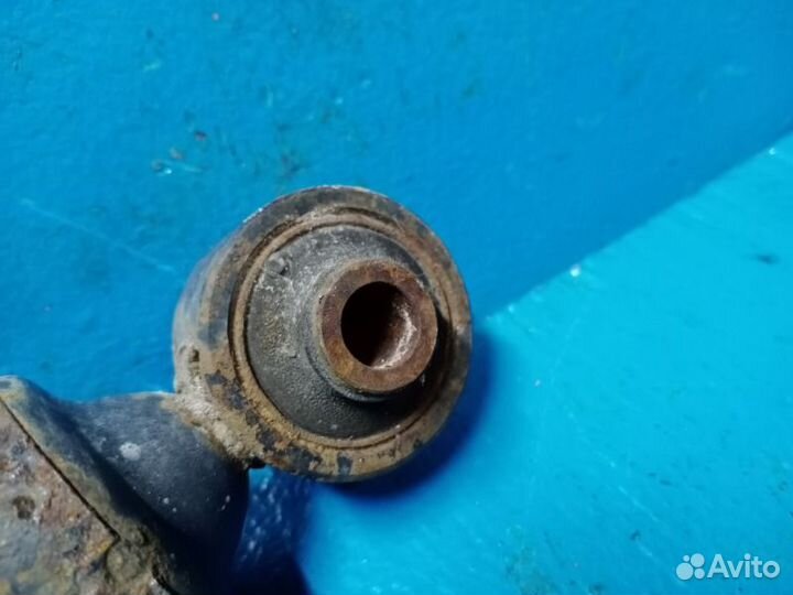 Амортизатор задний Toyota Rav4 Xa30 1AZ-FE