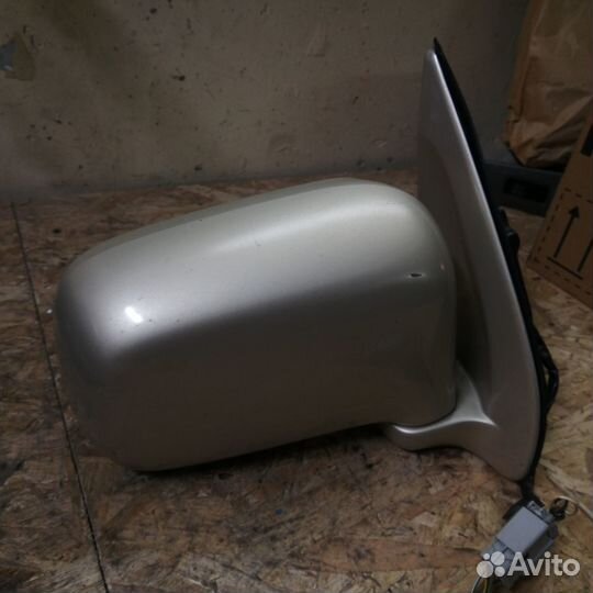 Зеркало правое Honda Stepwgn RF1 B20B
