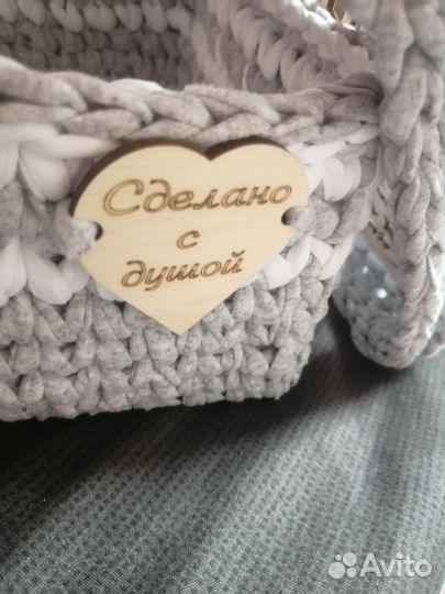 Шкатулки для укрвшений и интерьера