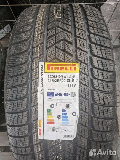 Pirelli Scorpion Winter RFT 275/40 R22 и 315/35 R22 110