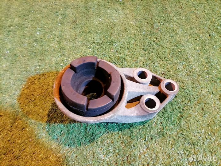 Опора двигателя (подушка двс) задняя EC0139040A Fo