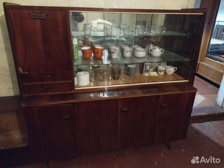 Шкаф сервант СССР
