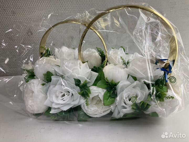 Декор на авто, кольца свадебные