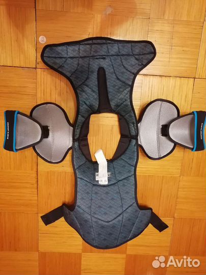 Нагрудник хоккейный bauer детский