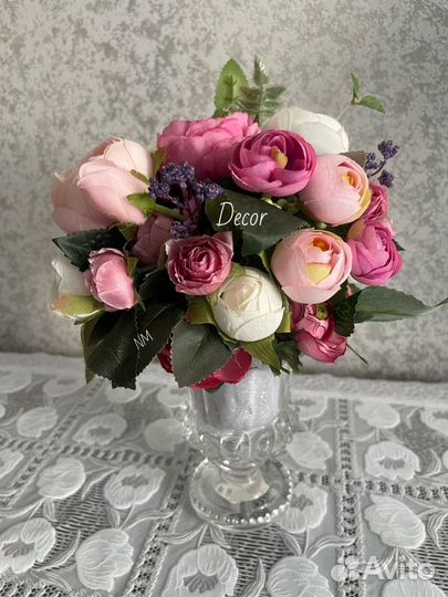 Мини-букет в бардовой гамме