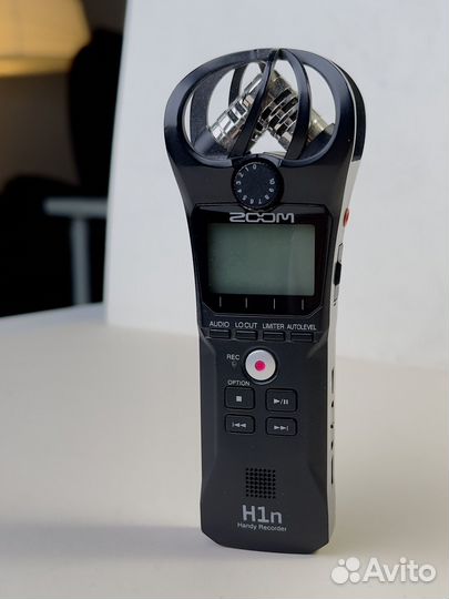 Рекордер zoom h1n