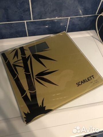 Весы напольные электронные Scarlett