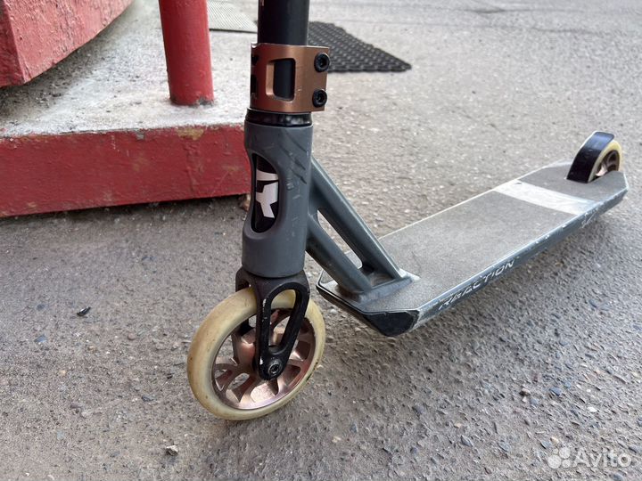 Трюковой самокат Reaction Stunt 5.0 120mm