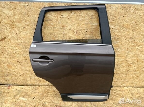 Дверь задняя правая Mitsubishi Outlander 3