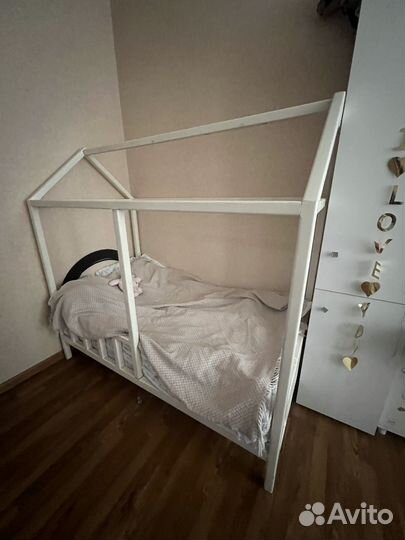 Кровать домик 160
