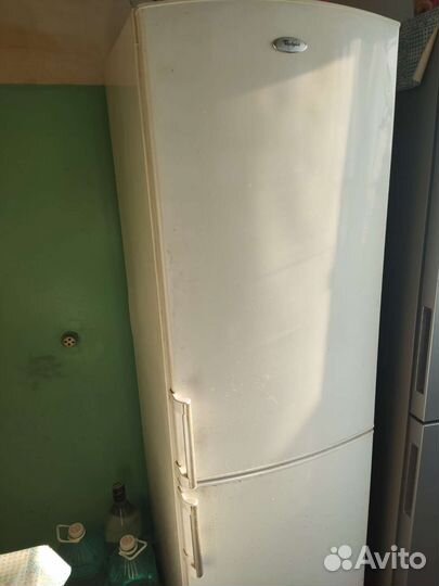 Холодильник б/у