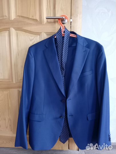 Пиджак с брюками