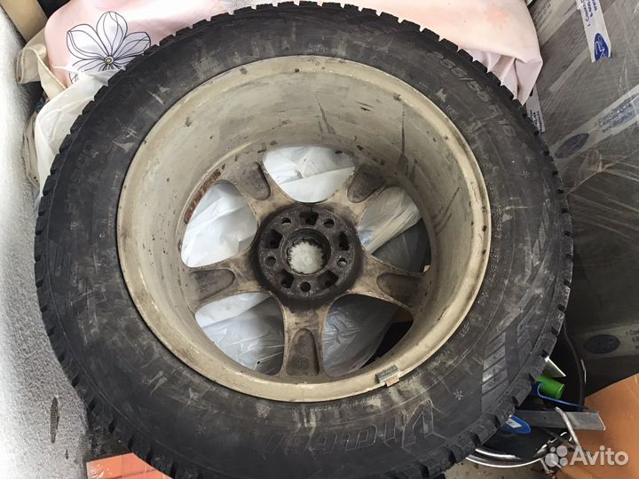 R18 Viatti Bosco Nordico V-523 255/55, PCD 5x120 DIA 64