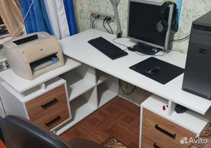 Новый письменный угловой стол 150*110 см