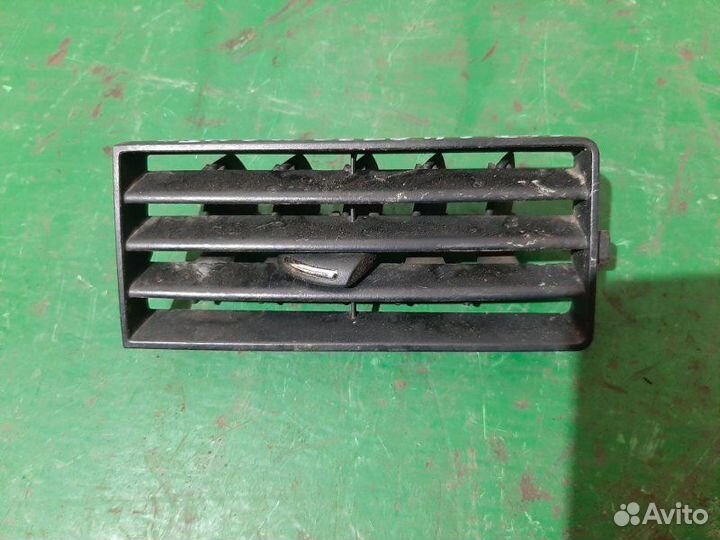 Дефлектор воздушный передний Citroen C4 хэтчбек