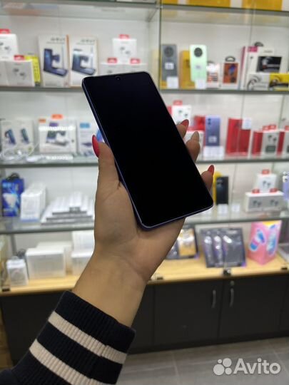 Vivo iQOO Neo9S Pro+, 12/512 ГБ