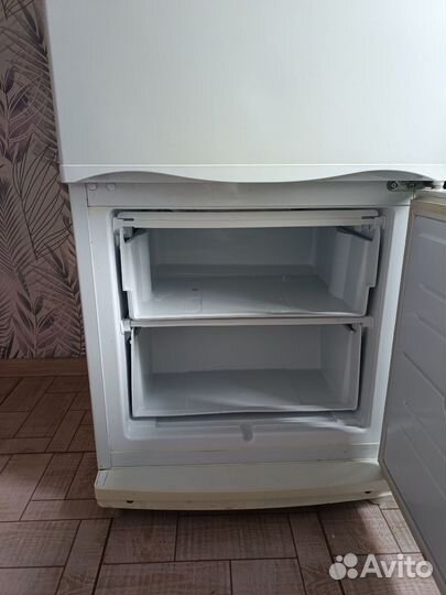 Холодильник атлант бу