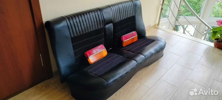 Вилюровый задний диван ваз-2103