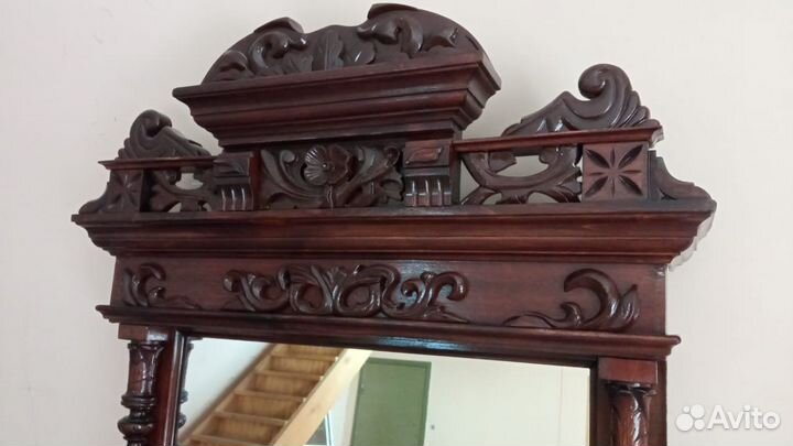 Антикварное зеркало