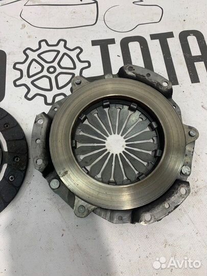 Сцепление комплект Renault Symbol K7JA700 2005