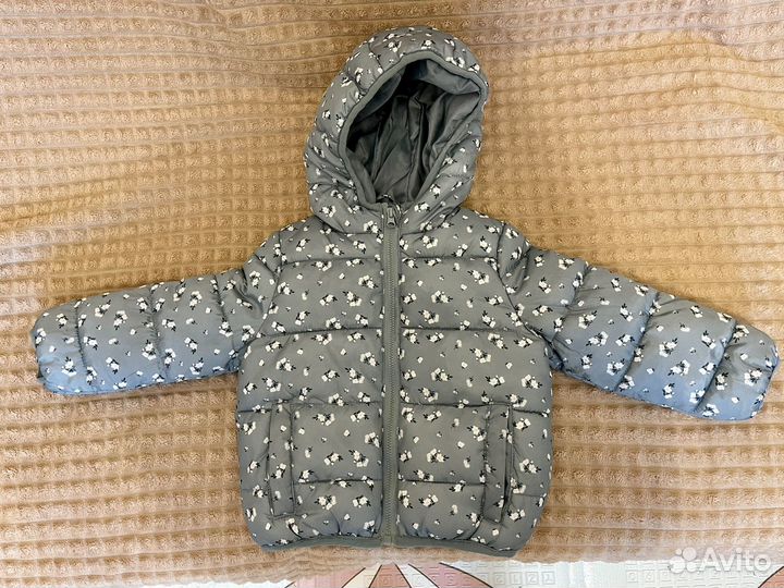 Осенняя куртка на девочку 80
