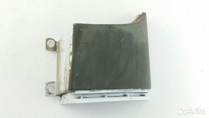 Планка под стоп задняя правая Mercedes Vito W639