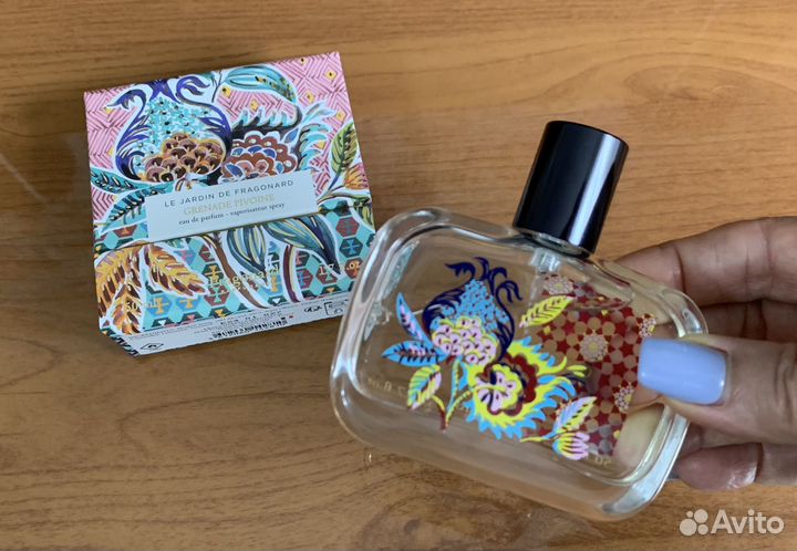 Парфюмерная вода женская