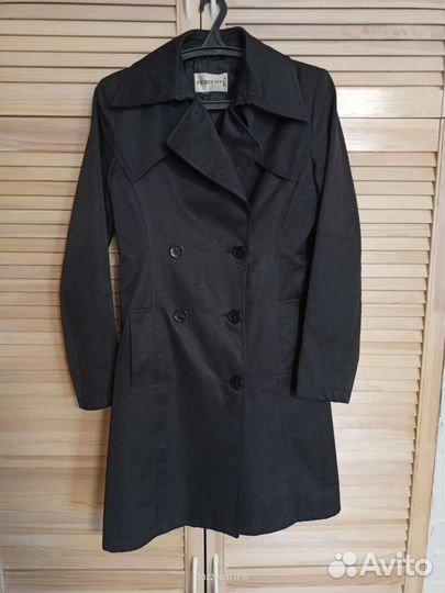 Плащ размер 42