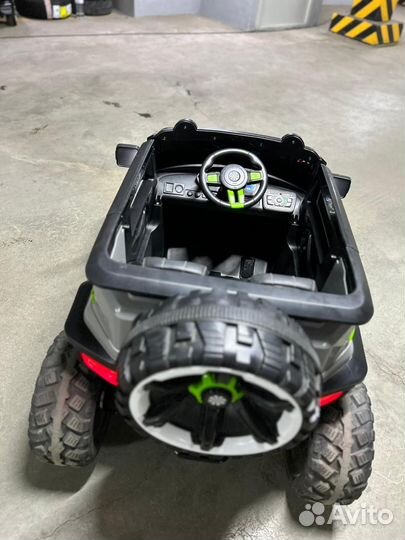Детский электромобиль джип Jeep 4wd б/у