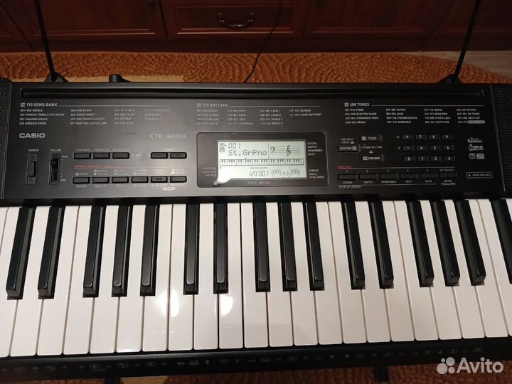 Синтезатор