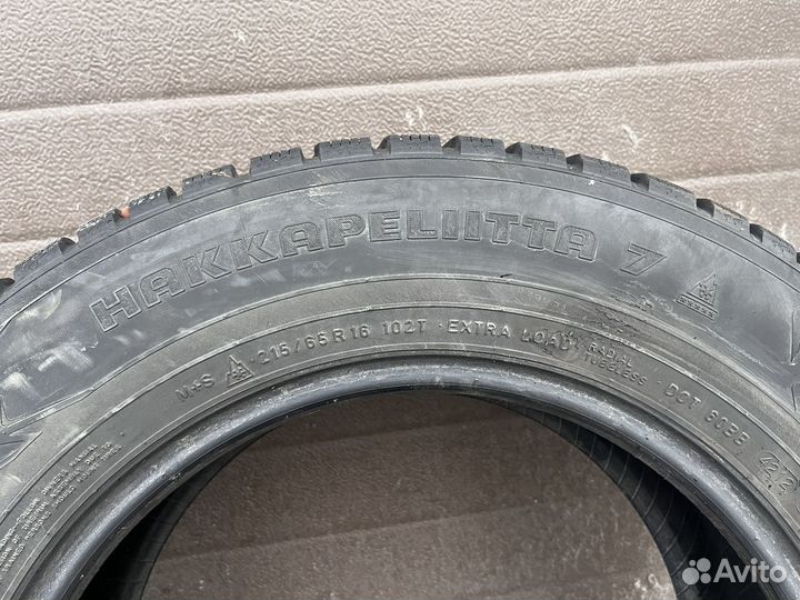 Nokian Tyres Hakkapeliitta 7 215/65 R16