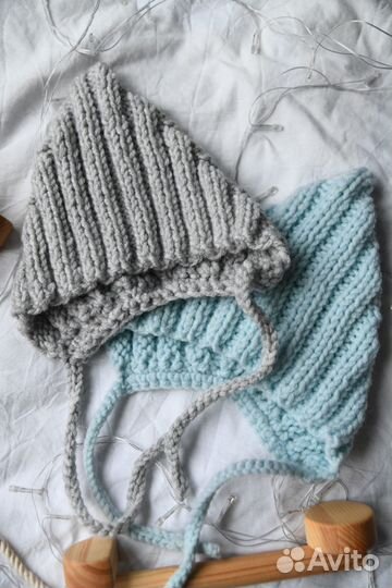 Шапка и манишка осень/зима, комплект