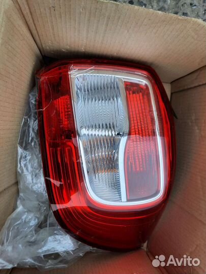 Задняя фара правая рено логан 2